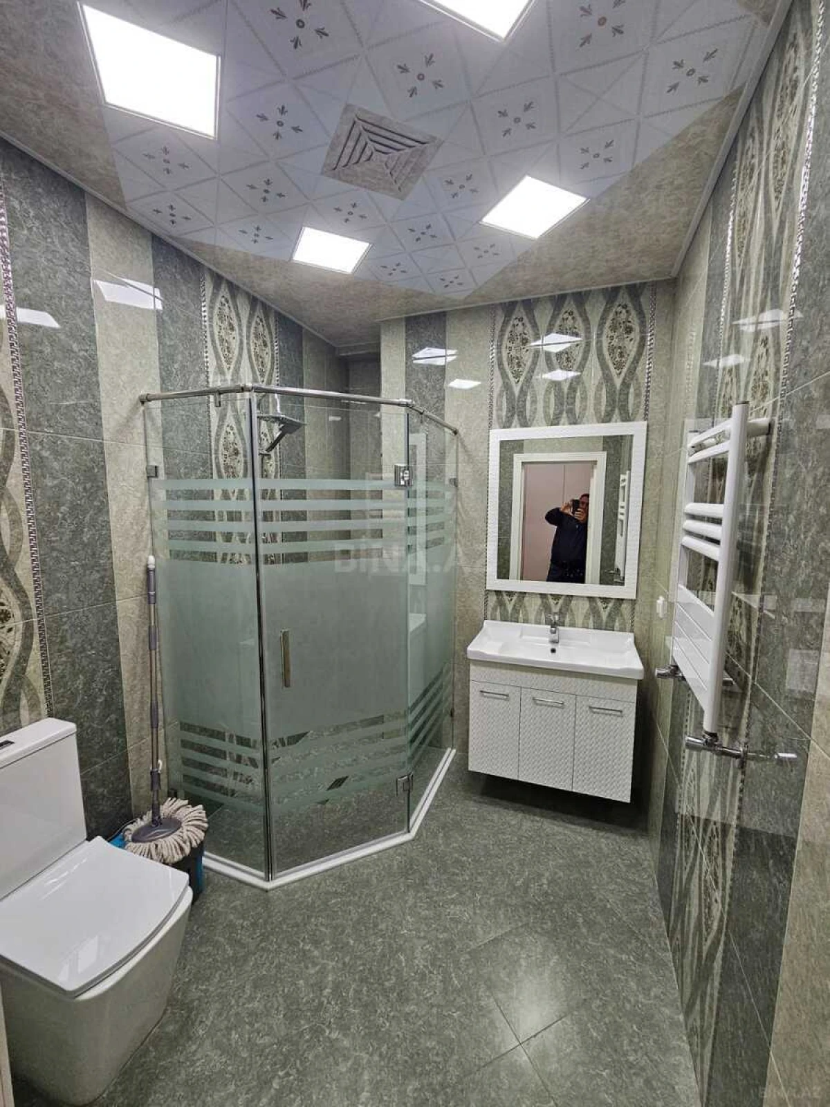 Satılır 2 otaqlı mənzil 72 m²