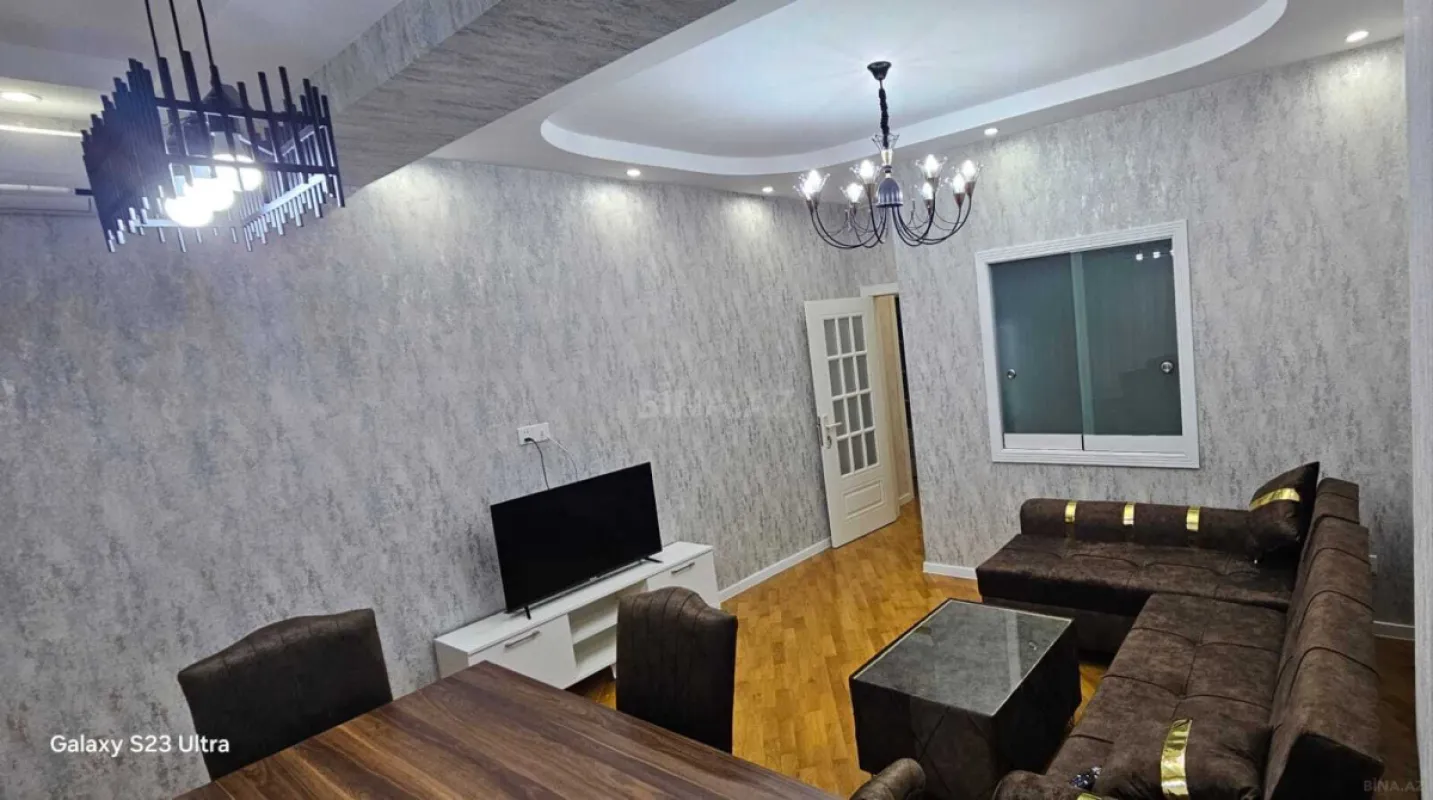 Satılır 2 otaqlı mənzil 72 m²