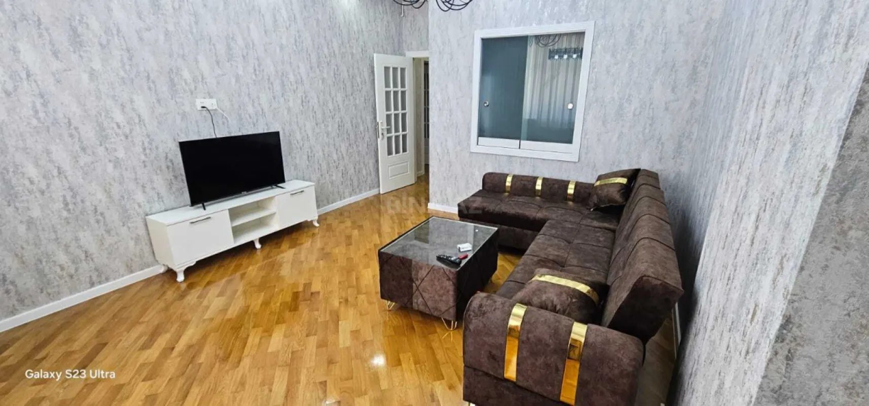 Satılır 2 otaqlı mənzil 72 m²