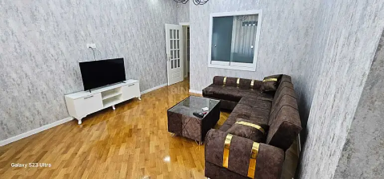Satılır 2 otaqlı mənzil 72 m²
