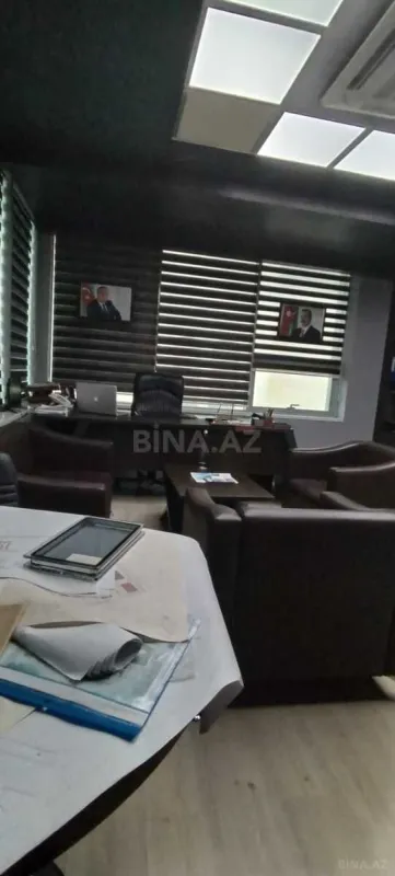 Kirayə verilir 4 otaqlı ofis 300 m²