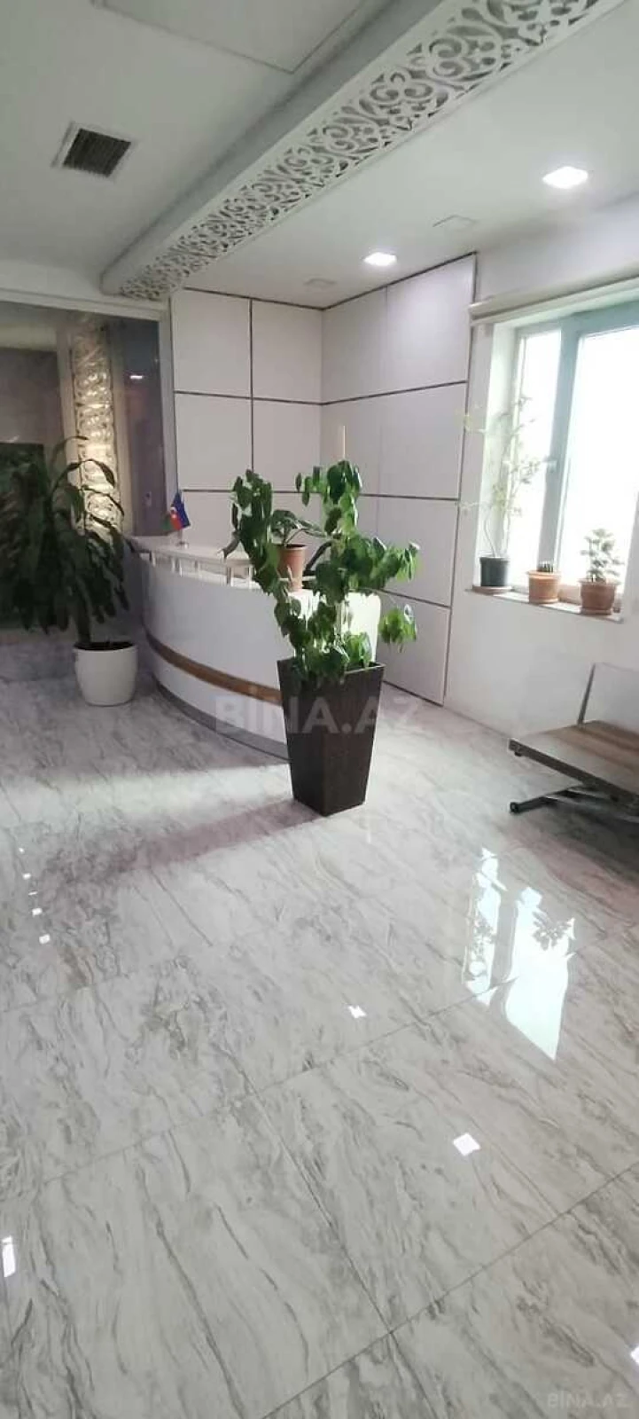 Kirayə verilir 4 otaqlı ofis 300 m²