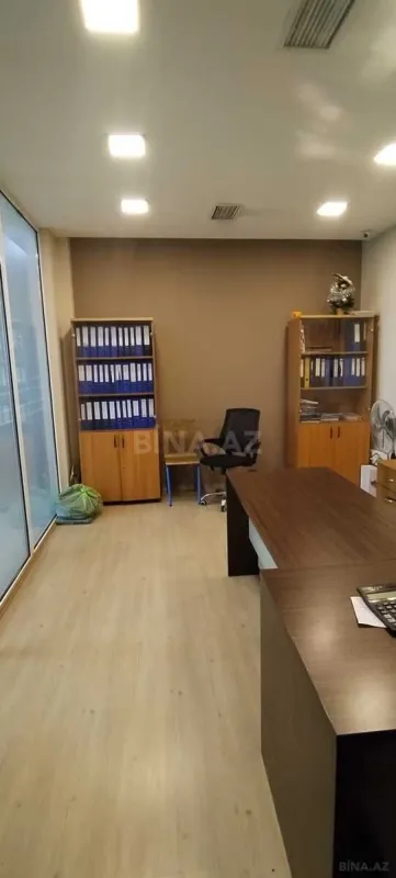 Kirayə verilir 4 otaqlı ofis 300 m²