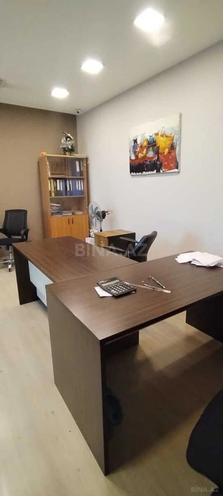 Kirayə verilir 4 otaqlı ofis 300 m²