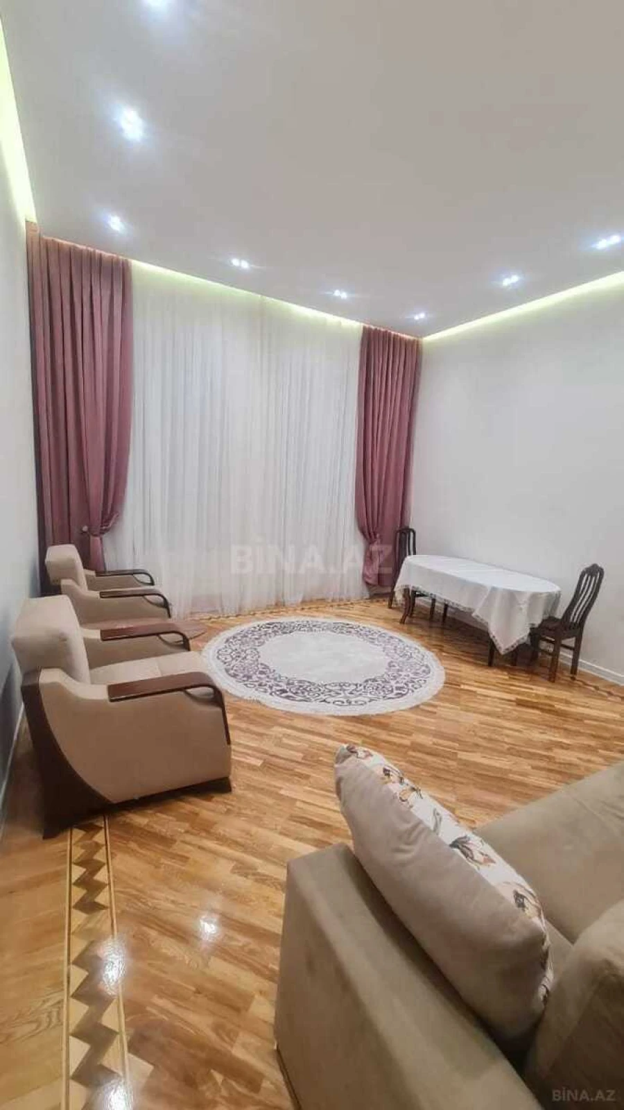 Kirayə verilir 1 otaqlı mənzil 48 m²