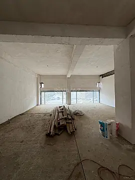Kirayə verilir obyekt 380 m²