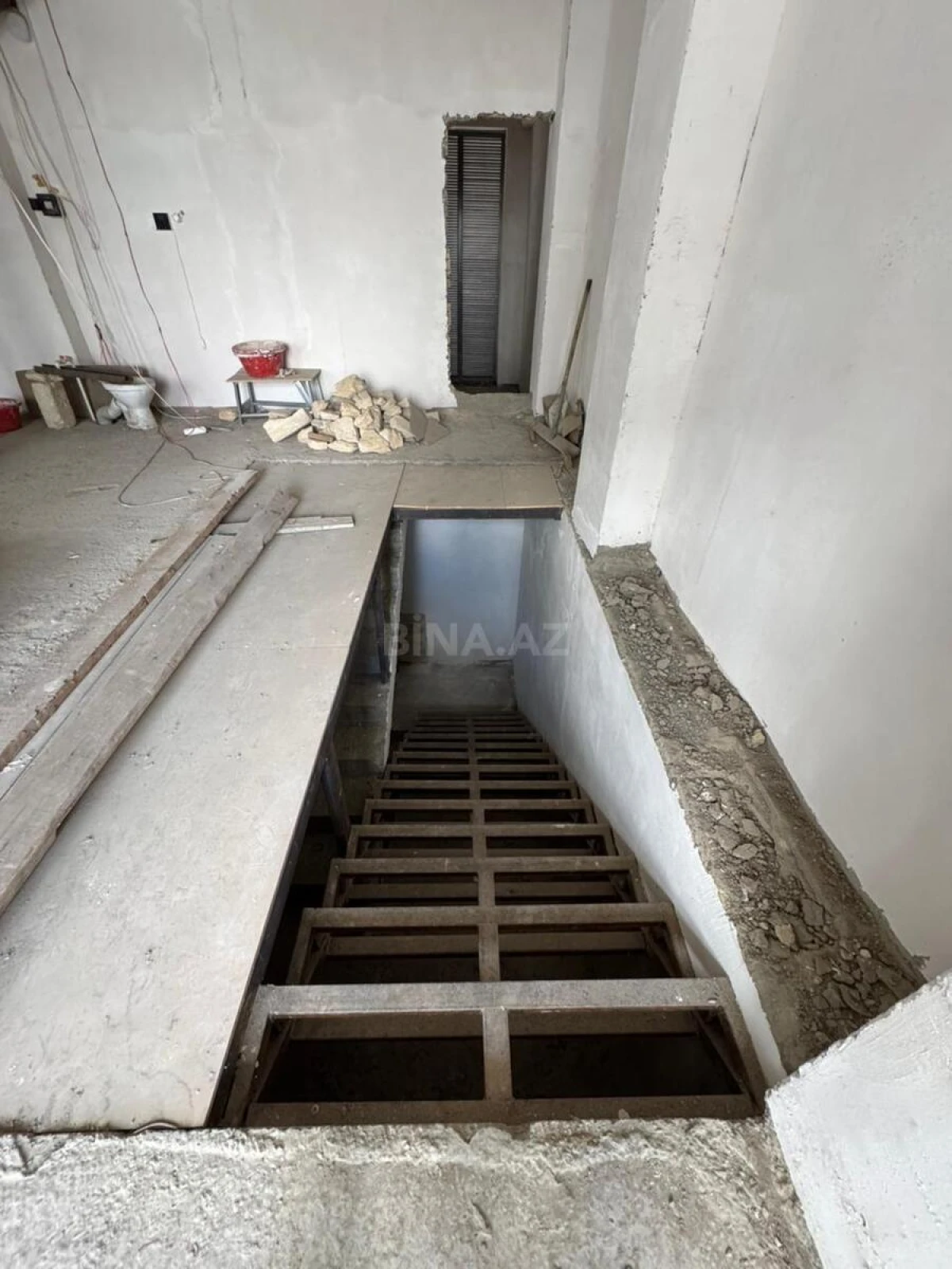 Kirayə verilir obyekt 380 m²