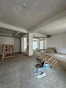 Kirayə verilir obyekt 380 m²