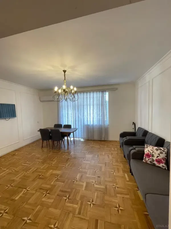 Kirayə verilir 2 otaqlı mənzil 50 m²