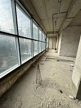 Satılır obyekt 900 m²