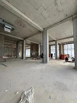 Satılır obyekt 300 m²