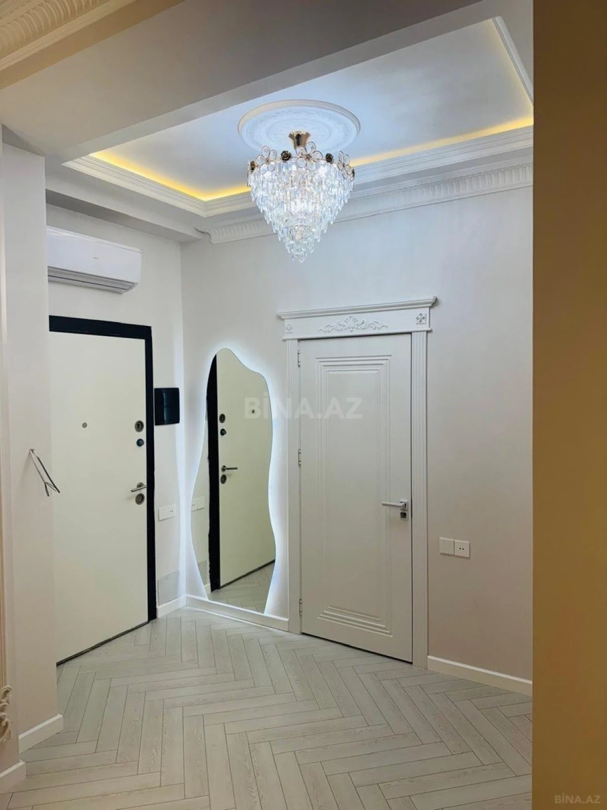 Kirayə verilir 2 otaqlı mənzil 65 m²