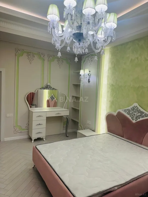 Kirayə verilir 2 otaqlı mənzil 65 m²