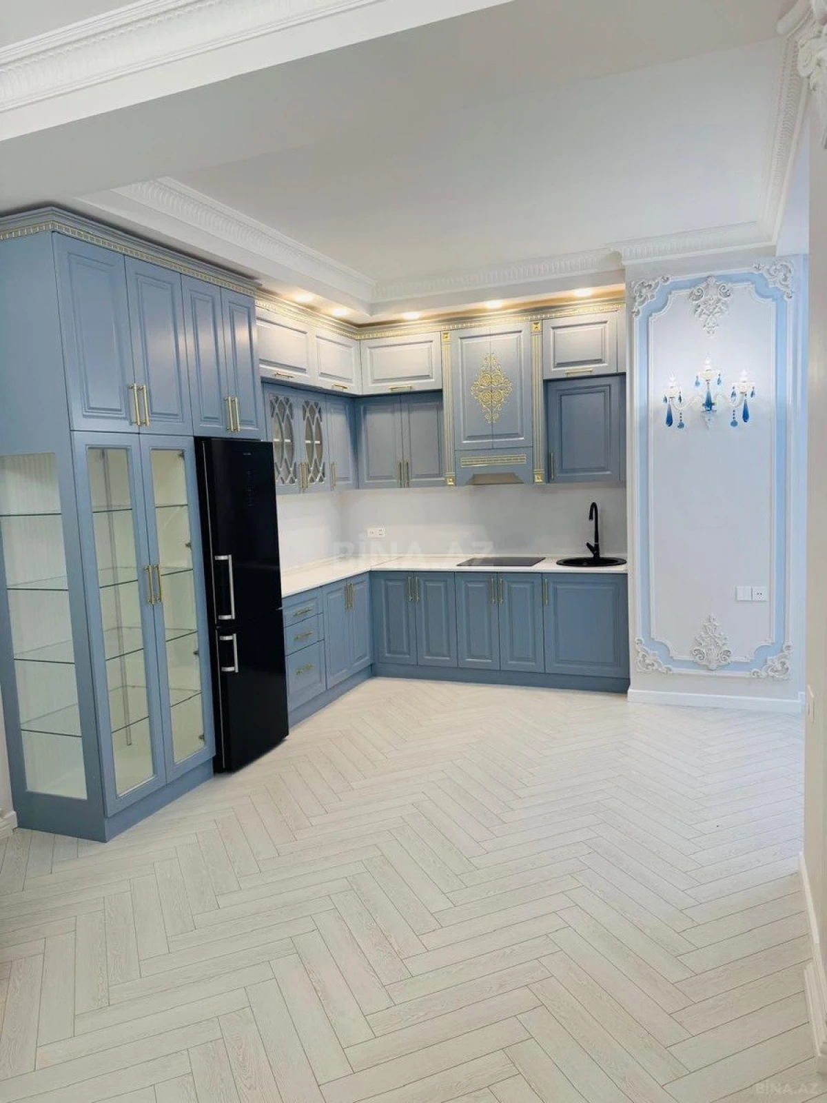 Kirayə verilir 2 otaqlı mənzil 65 m²