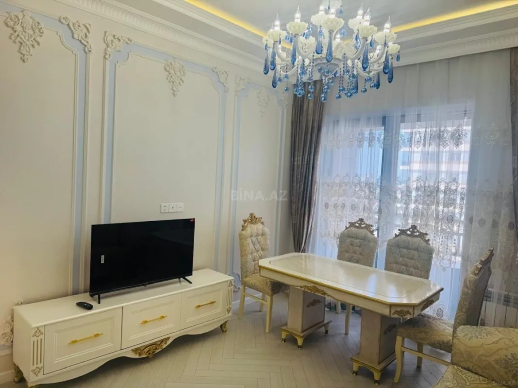 Kirayə verilir 2 otaqlı mənzil 65 m²