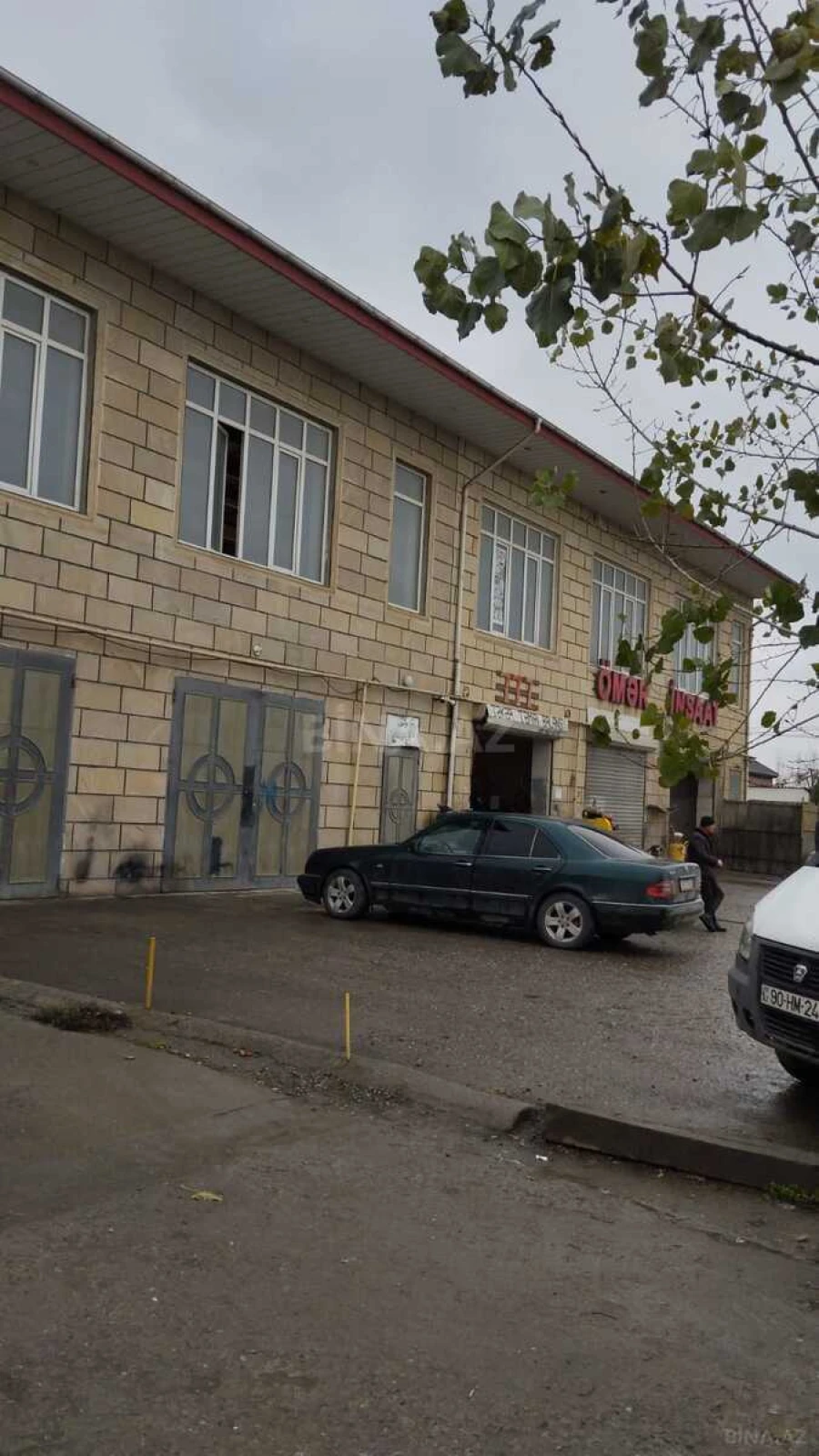 Satılır obyekt 800 m²