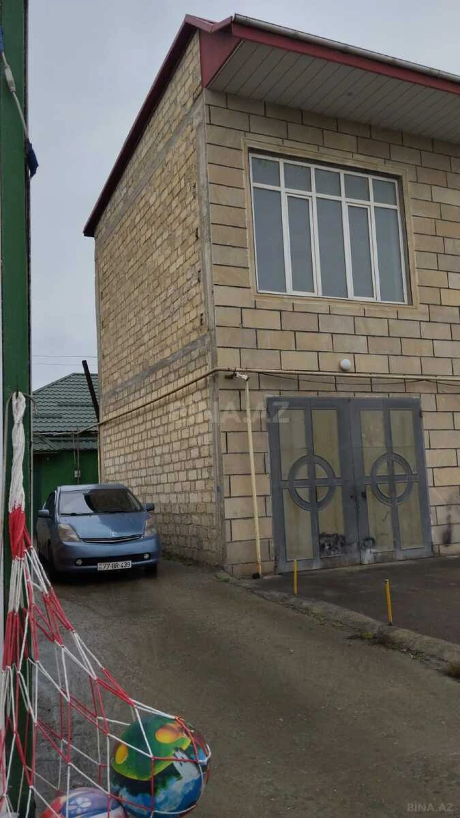 Satılır obyekt 800 m²