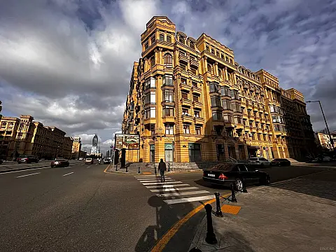 Satılır obyekt 60 m²