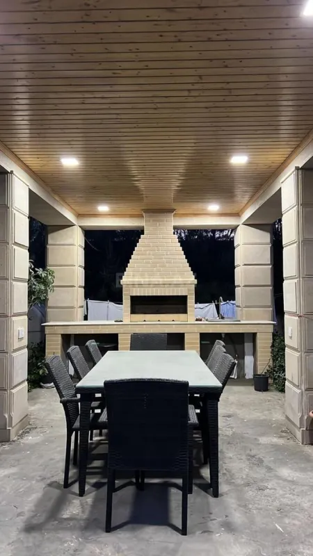 Satılır 7 otaqlı həyət evi 250 m²