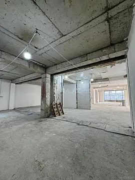 Satılır obyekt 2400 m²