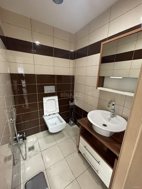 Kirayə verilir 2 otaqlı ofis 95 m²