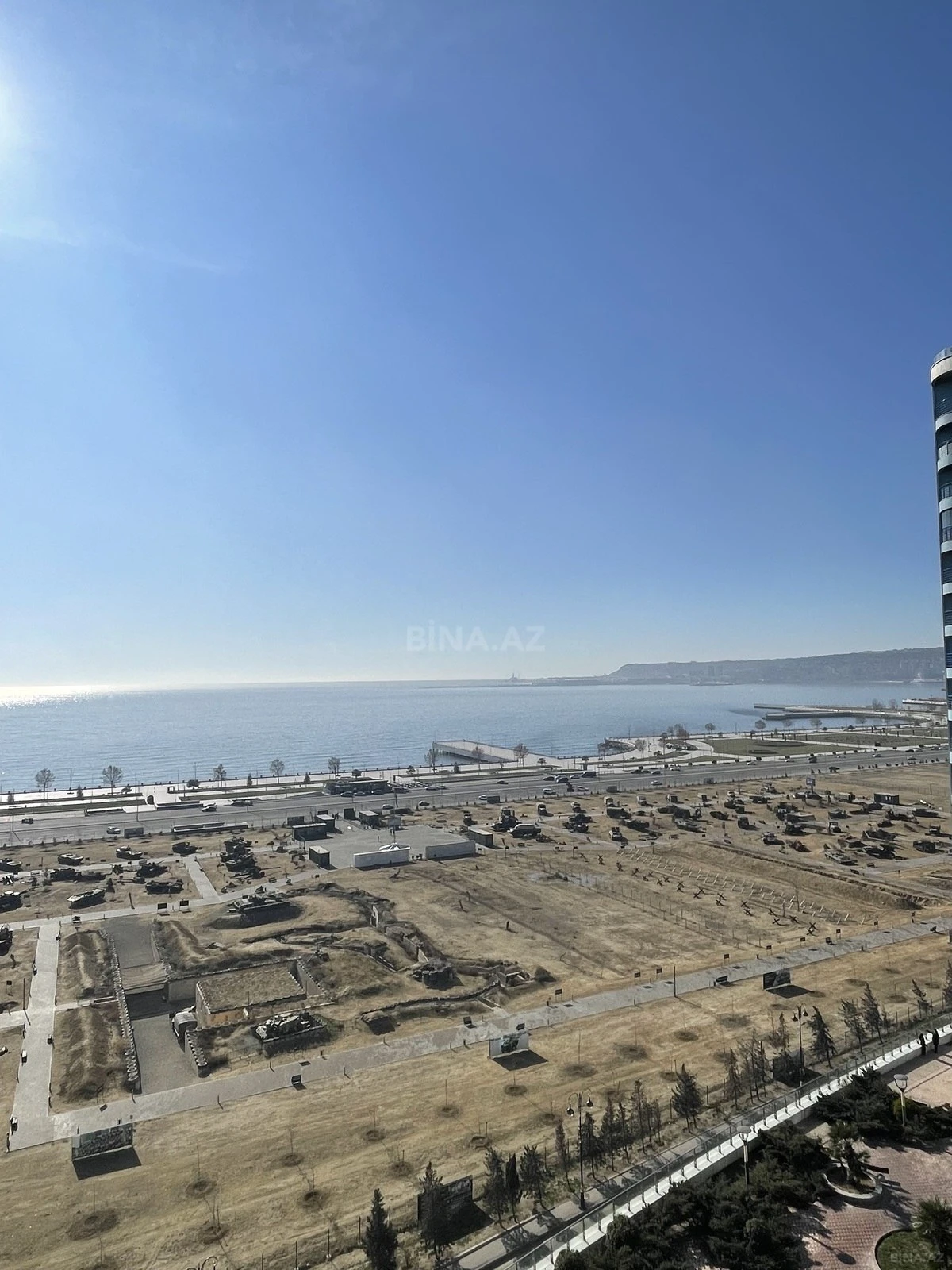 Kirayə verilir 2 otaqlı ofis 95 m²