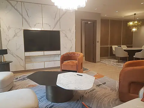Satılır 4 otaqlı mənzil 227 m²