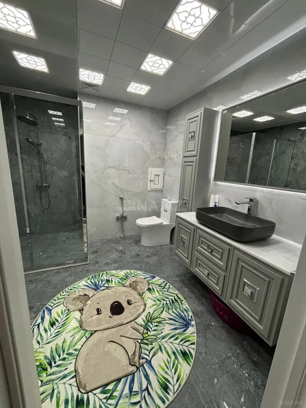 Satılır 3 otaqlı mənzil 140 m²