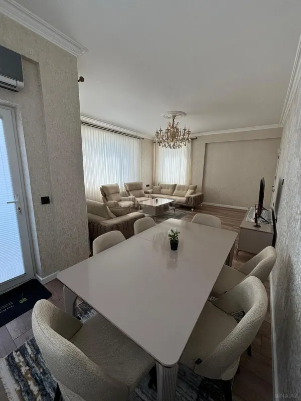 Satılır 3 otaqlı mənzil 140 m²
