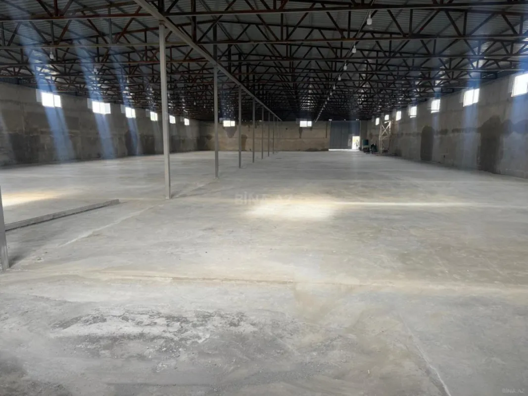 Kirayə verilir obyekt 2000 m²