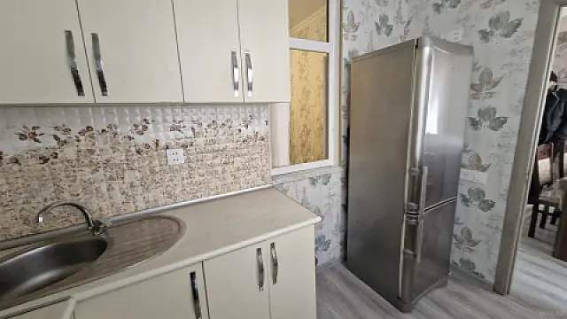 Satılır 2 otaqlı mənzil 50 m²