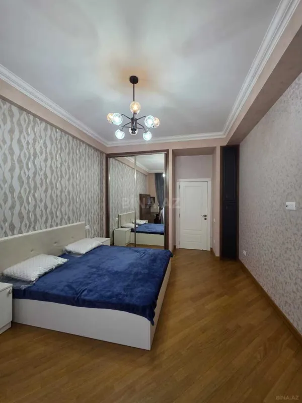 Kirayə verilir 2 otaqlı mənzil 100 m²