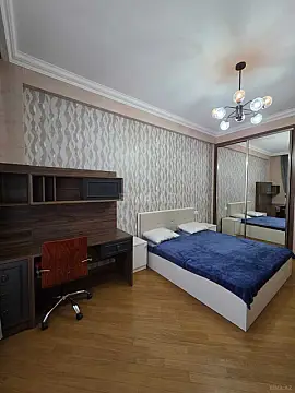 Kirayə verilir 2 otaqlı mənzil 100 m²