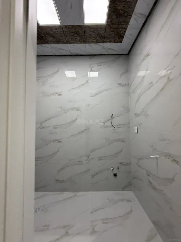 Satılır 5 otaqlı həyət evi 200 m²