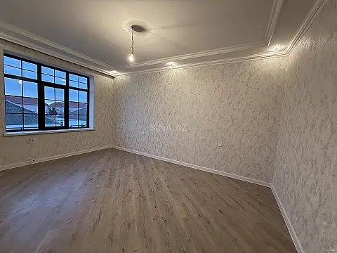 Satılır 5 otaqlı həyət evi 180 m²