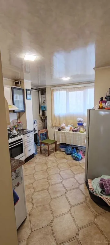 Satılır 5 otaqlı mənzil 120 m²