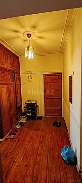 Satılır 5 otaqlı mənzil 120 m²