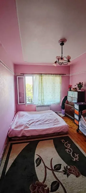 Satılır 5 otaqlı mənzil 120 m²