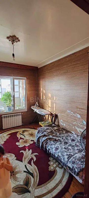 Satılır 5 otaqlı mənzil 120 m²