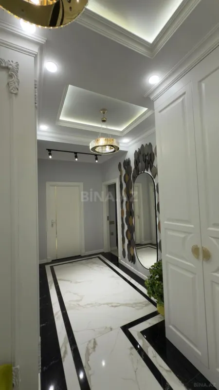 Satılır 3 otaqlı mənzil 113 m²