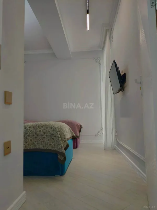 Satılır 3 otaqlı mənzil 113 m²