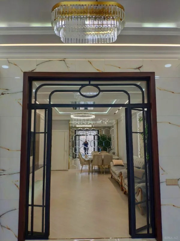 Satılır 3 otaqlı mənzil 113 m²