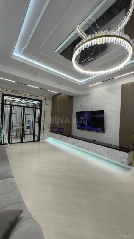 Satılır 3 otaqlı mənzil 113 m²