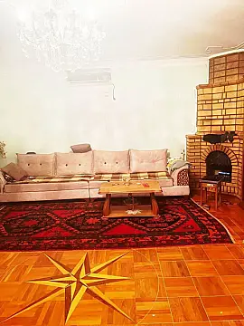 Satılır 5 otaqlı mənzil 125 m²