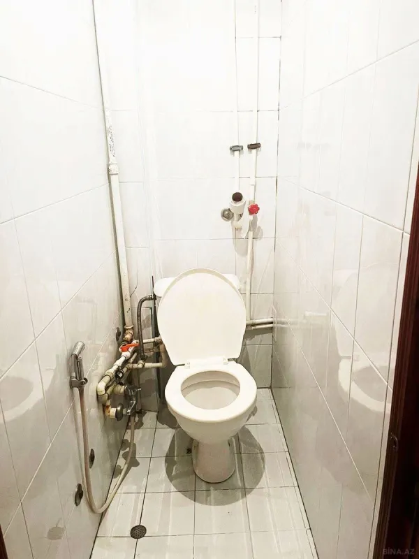 Satılır 5 otaqlı mənzil 125 m²