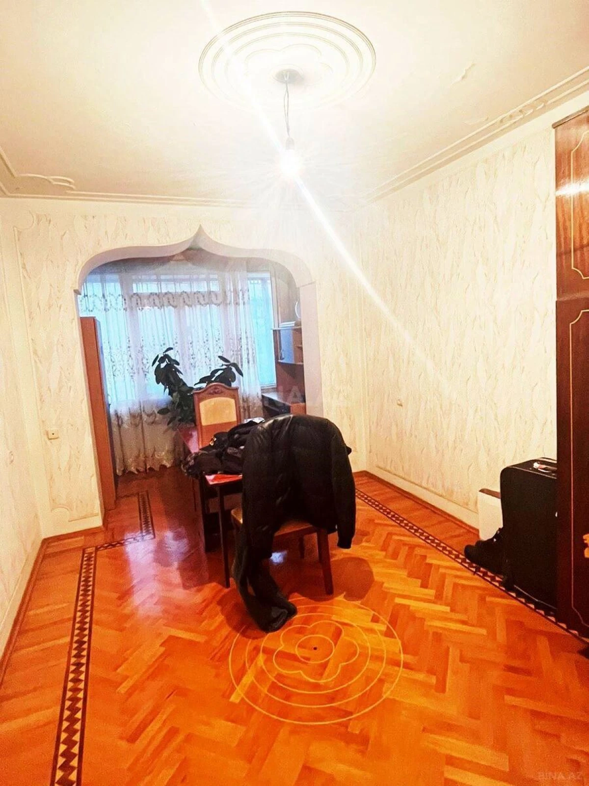 Satılır 5 otaqlı mənzil 125 m²