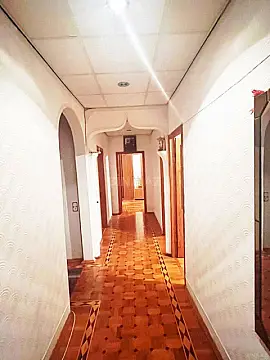 Satılır 5 otaqlı mənzil 125 m²