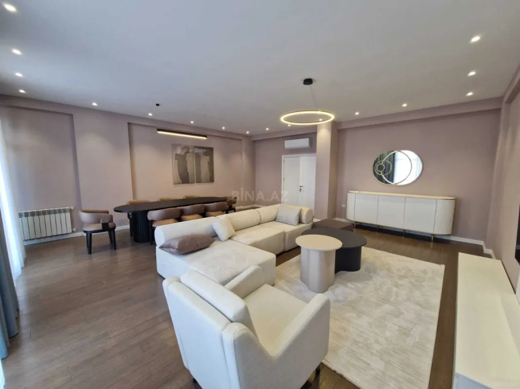 Kirayə verilir 3 otaqlı mənzil 180 m²