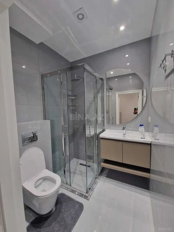 Kirayə verilir 3 otaqlı mənzil 180 m²