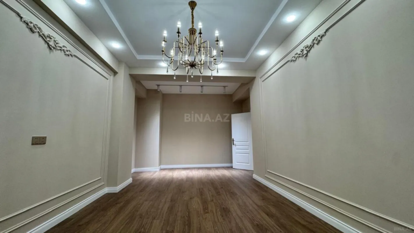Satılır 2 otaqlı mənzil 78 m²